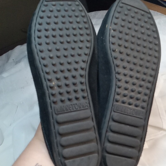 Minnetonka black slip on mocassin size 7 - Picture 5 of 7